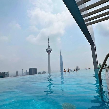 La Platinum Klcc Apartment Kuala Lumpur Bagian luar foto