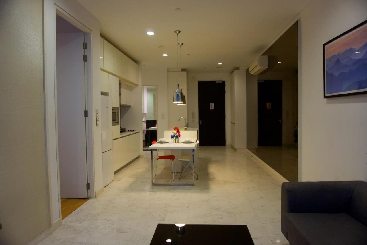 La Platinum Klcc Apartment Kuala Lumpur Bagian luar foto