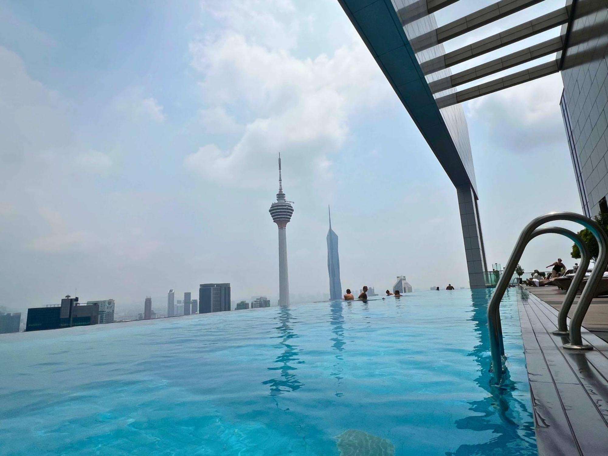 La Platinum Klcc Apartment Kuala Lumpur Bagian luar foto
