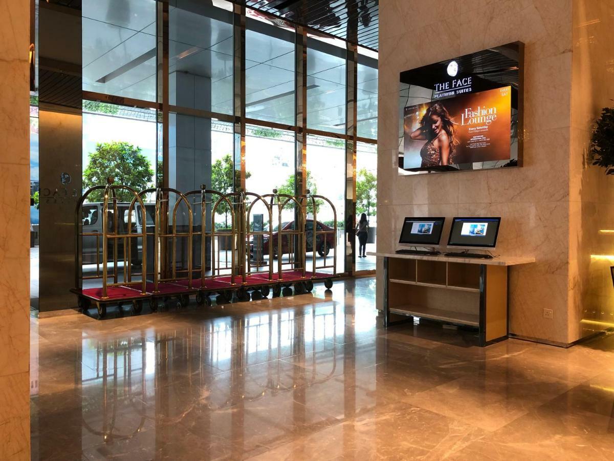 La Platinum Klcc Apartment Kuala Lumpur Bagian luar foto