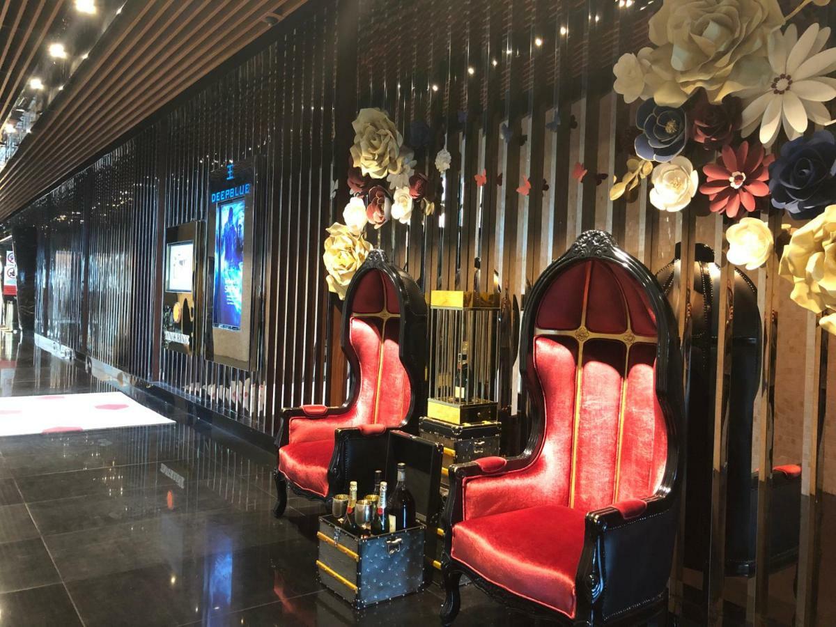 La Platinum Klcc Apartment Kuala Lumpur Bagian luar foto